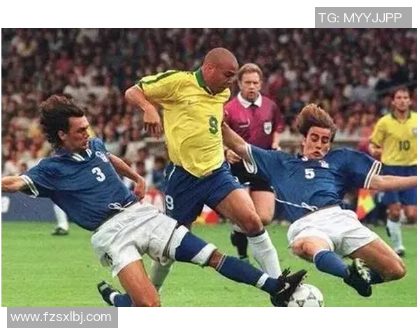 如何评判3号足球球星的实力与影响力并成为球迷心中的传奇